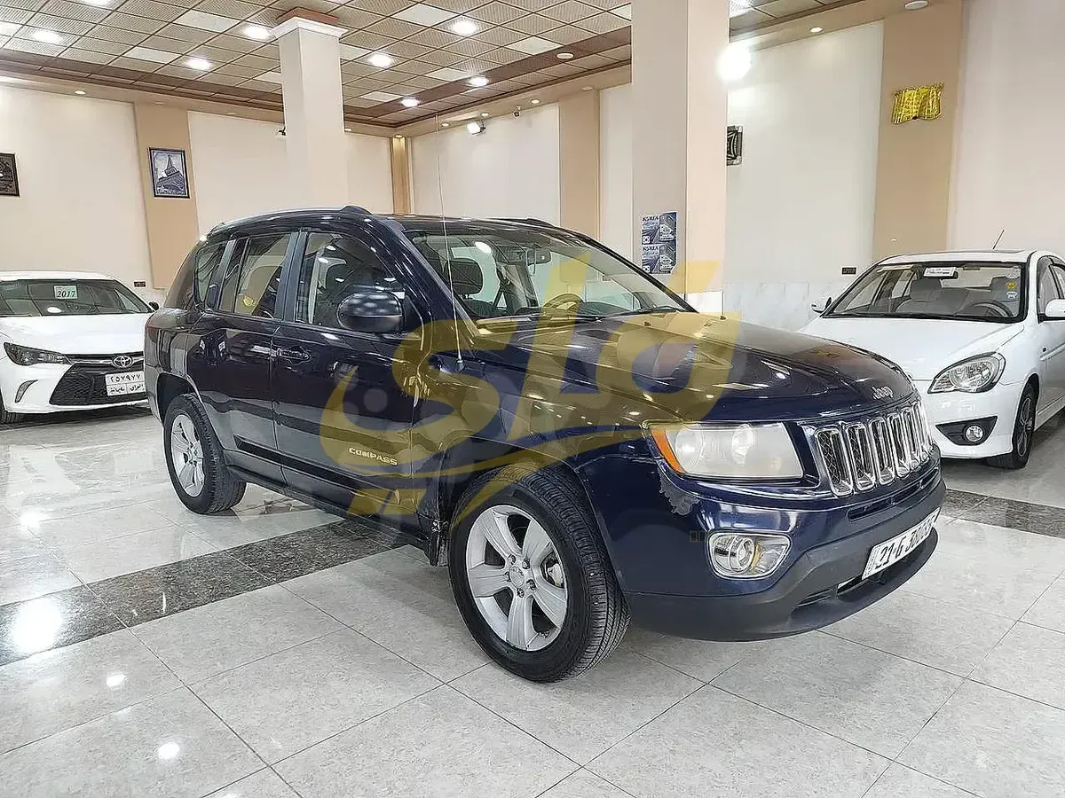 جيب كومباس 2016 أوتوماتيك 4WD في دمشق