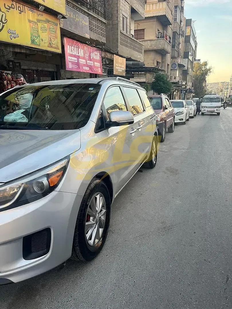 كيا كارنفال 2015 محرك 2600cc للبيع في دمشق